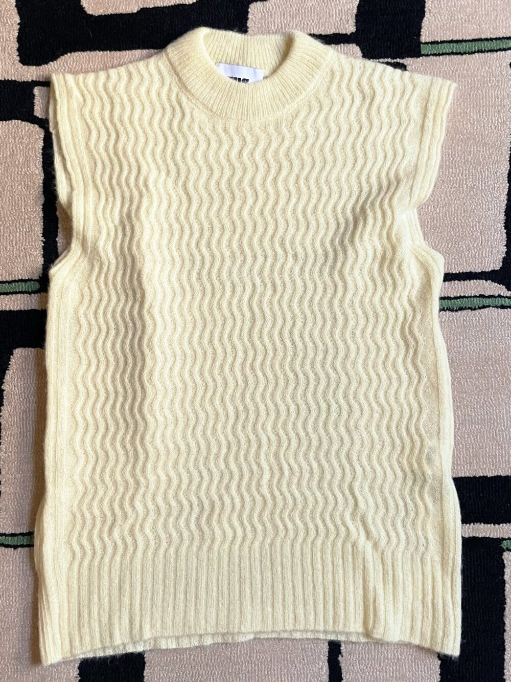 LIKE NEW Rus the Brand Taiyo Sweater Vest in Butter Size S